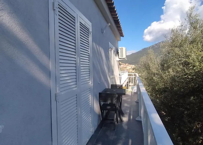 3 Pieces Апартаменты *